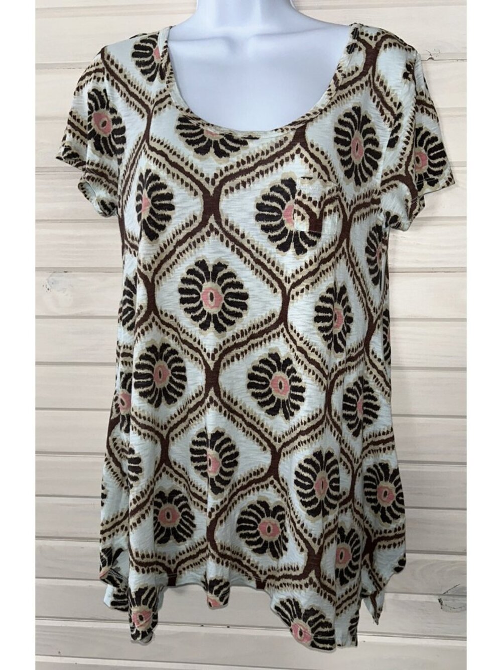Fresh Produce Sz MEDIUM Scoop Neck Pocket Tee Top USA Made S/S 100% Cotton EUC